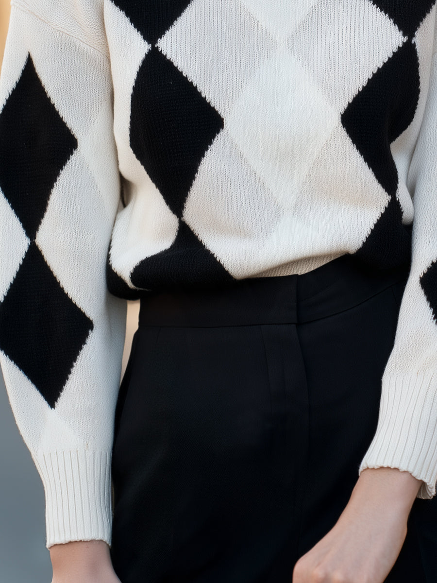 Argyle Diamond Pattern Crew Neck Knit Sweater