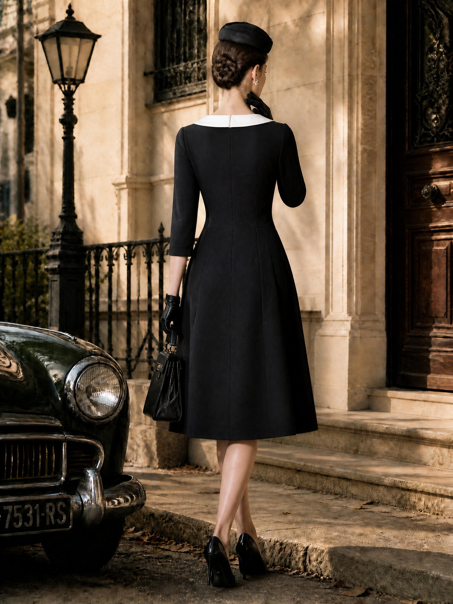 Elegant Black Contrast White Scoop-Collar Midi Dress