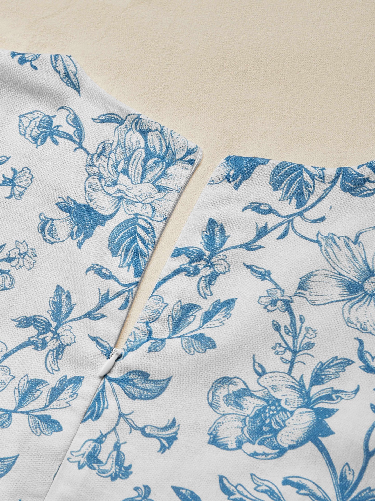 Midi Linen Dress, Short Sleeves, Sweetheart Neck, Floral, Ruffles, Vintage, Blue