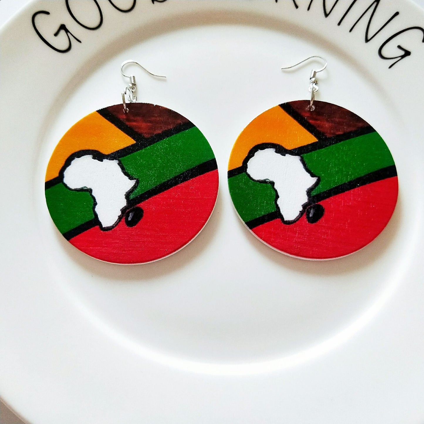 Contrast African Map Retro Round Earrings