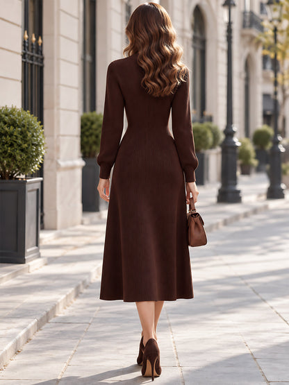 Ribbed Knit V-Neck Pocket Midi Dress